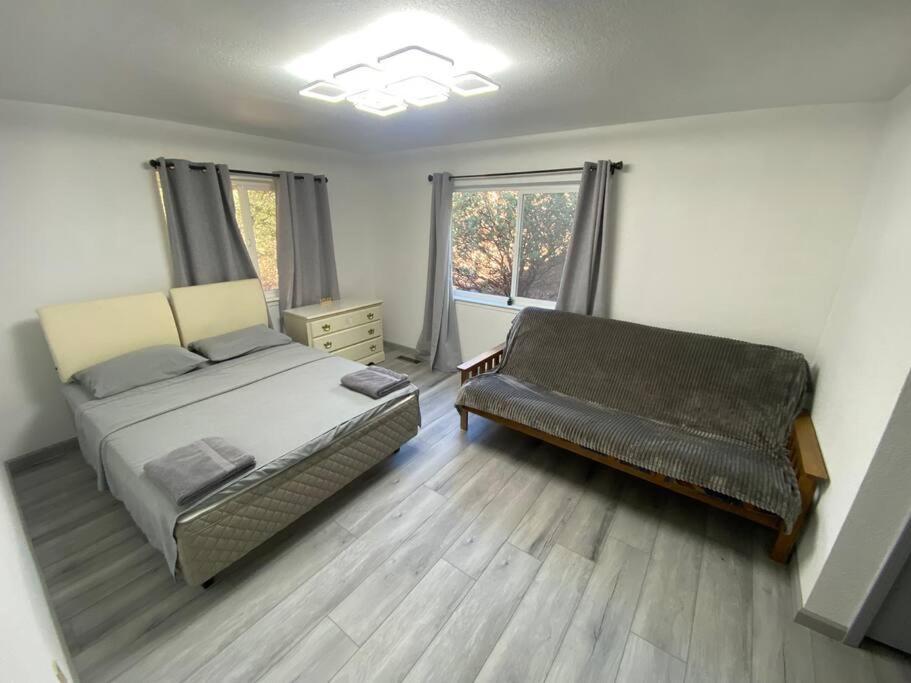 גרובלנד Scenic View Villa Near Yosemite מראה חיצוני תמונה